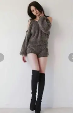 gyda レースアップシャギーニットセットアップ