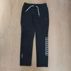 PUMA ジャージパンツ Sサイズ ブラック ロゴ入り