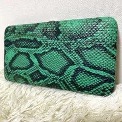 美品✨ FURLA フルラ 長財布 パイソン ラウンドファスナー 