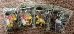 アンパンマン　ムヒ　キーホルダー4つ