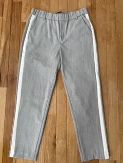 ザラZARAレディース ライン テーパードパンツ 無地 通勤 グレー　XS
