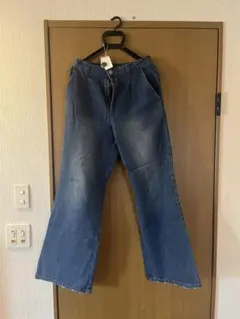 フレアデニムパンツ Mサイズのサムネイル