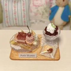 ミニチュアスイーツ　小さなチョコレートケーキとミニタルト・コーヒーゼリーのセット