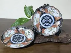 古伊万里　鶴松絵柄金彩6寸輪花皿　2枚　骨董