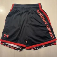 Under Armour YXS 半ズボン 黒/赤 迷彩