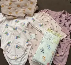 ユニクロ ベビー肌着 長袖ボディ肌着 70 80cm 4枚セット　おまけ付き