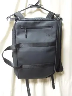 良品　ニューバランス THE CITY 3way バックパック 艶消しブラックのサムネイル
