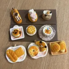 ミニチュアスクイーズ 12点+お皿+ショーケースセット☆