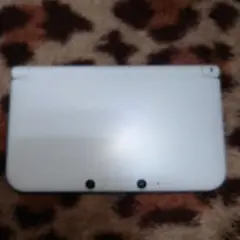 橋*可様 【ジャンク品】Nintendo 3ds ll ホワイト