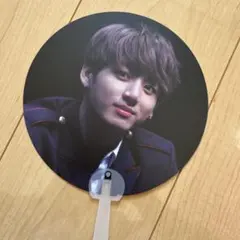 【値下げ】BTS ジョングク　うちわ　両面　グッズ