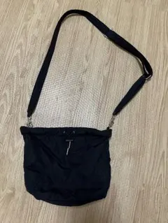 MidiUmi キルティングミニショルダーバッグ　ブラック