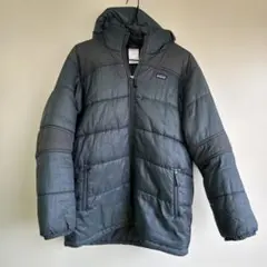 Patagonia フード付きジャケットkids XL メンズSくらい