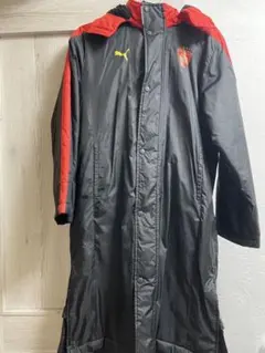 Puma フード付きベンチコート 黒/赤
