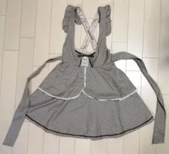 エプロン風フレアスカート