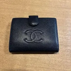CHANEL キャビアスキン 二つ折り財布のサムネイル