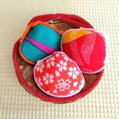 ハンドメイド　貝の置物　和風　ちりめん細工のサムネイル