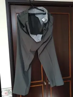 Munsingwear グレー スラックス バックポケット付き