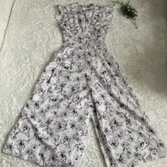 dazzlin フリルギャザー　オールインワン 花柄　フリル　リボンのサムネイル