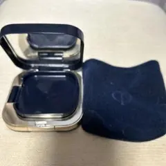 クレ・ド・ポーボーテ タンクッションエクラ ルミヌ ピンクオークル 00