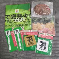 セブンイレブン　一番くじ　7点セット