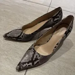 美品！チャールズ&キース　パンプス　サイズ35 22.5cm/23cm