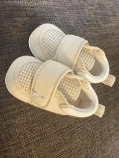 Item thumbnail for item 2f3769a2-8af5-4dce-8436-d21bdf86e9c1