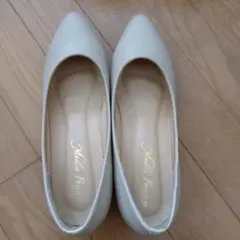 ベージュ パンプス Mサイズ(24cm程)