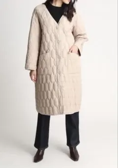 MilaOwenノーカラーキルティングガウンコート