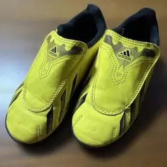 Item thumbnail for item 1c848f7b-6679-4d5c-9d9c-3647a12142f9