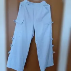 リボン付きパンツ（ライトブルー）、スキニージーンズ