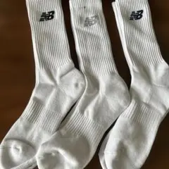 New Balance ソックス 3足セット ホワイト　サイズM 23〜25CMのサムネイル
