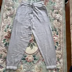 ユニクロ　スウェット