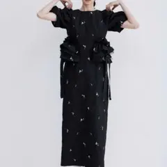 完売】ANDRESD ブロッサムフリルドレス - メルカリ