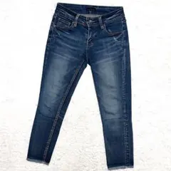 INDIMARK スキニーデニムパンツ スリム 裾フリンジ クロップド 24のサムネイル
