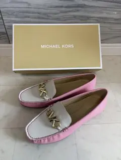 MICHAEL KORS ローファー ピンク ホワイト　サイズ22.5〜23.0のサムネイル