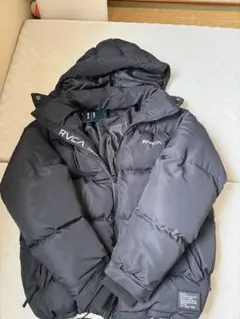 RVCA AZULコラボ 黒 ダウンジャケット