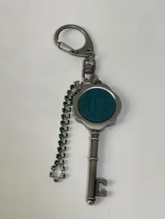 進撃の巨人　リヴァイ　キーホルダー　シーリングスタンプ風