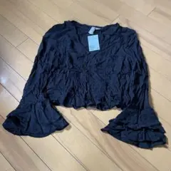 未使用タグ付きH&M / エイチアンドエム　トップスのサムネイル