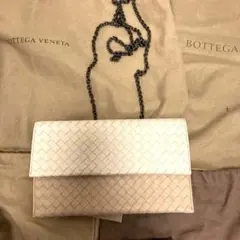 希少BOTTEGA VENETA ベージュ クラッチバッグ　ショルダー　財布　箱