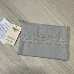 Item thumbnail for item 128af0e3-fa87-40bf-b0bc-604ea27dc4b8