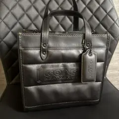 COACH ブラックレザートートバッグ