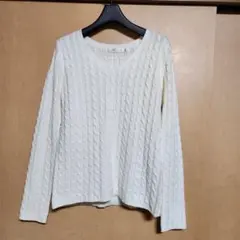 AZUL　ケーブルニット Vネック 長袖セーター