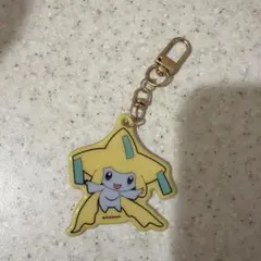 コンブチャ特典　ポケモンキーホルダー　ジラーチ