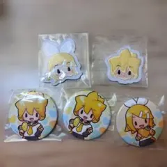 セガラッキーくじ　鏡音リン、レン　ふわぷちもこもこステッカー＋缶バッジ５点