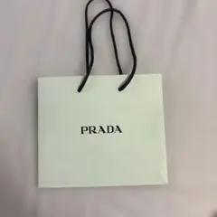 PRADA ショッパーとステッカーセット