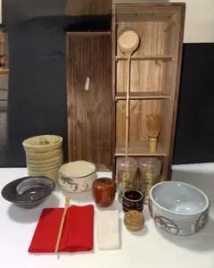Y4047-1 茶道具 セット 茶箱 茶碗・茶入他 一式まとめて - メルカリ