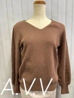A.V.V Vネック 長袖ニット ブラウン