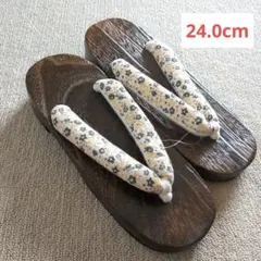 新品未使用品！　花柄鼻緒の木製草履 下駄　和装　24.0cm