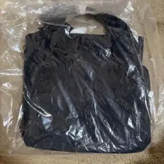 ALTROSE 仕切りトートバッグ 2WAYルーム ブラックのサムネイル