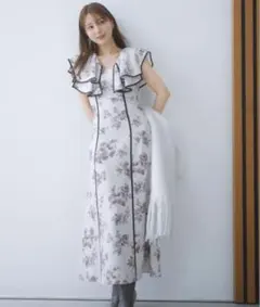 SNIDEL ラッフルカラーワンピース サイズ0 Ivory